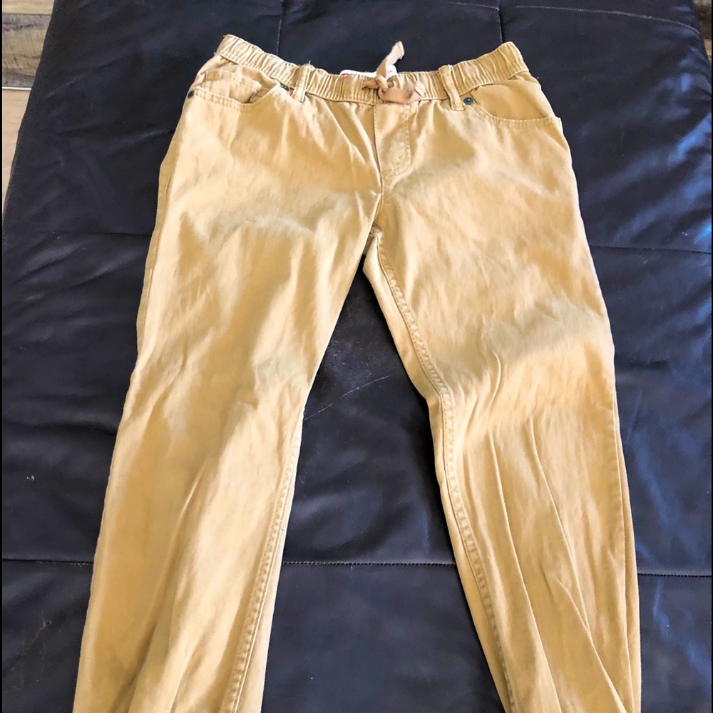 LEVI Joggers. Boys